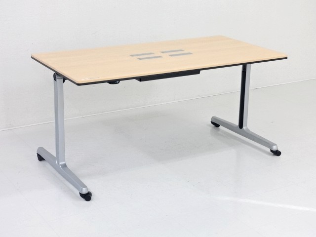 会議テーブル（電源コンセント付き／キャスター脚タイプ） T-31783 商品写真：オカムラ