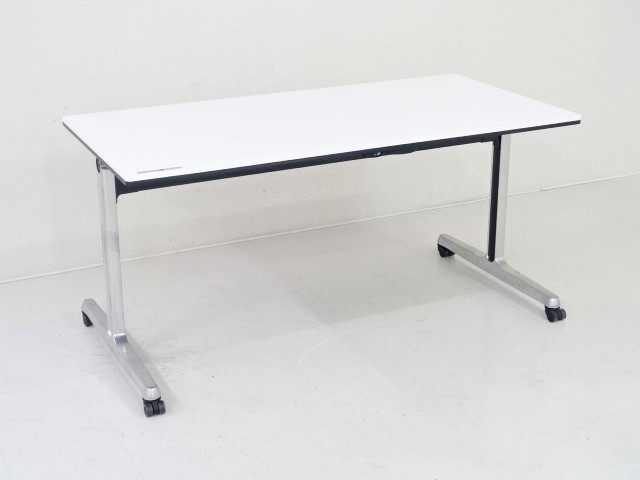 会議テーブル（天板折りたたみタイプ） T-32471 商品写真：オカムラ