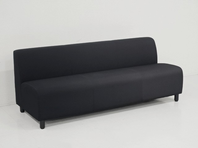 激安卸販売新品 コクヨ 品番CN-D143 ロビーチェア １４０シリーズ ３人用肘無 W1800xD680xH690xSH410
