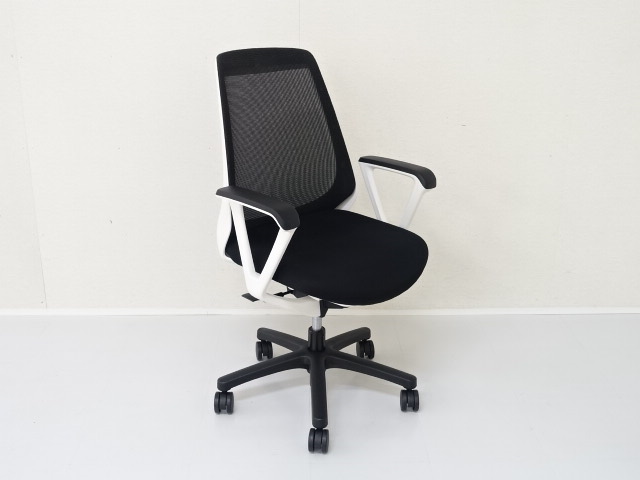 �傫�ȏ��i�摜