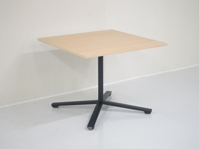 ��c�e�[�u���i�L���X�^�[�r�^�C�v�j T-37307 ���i�ʐ^�F�R�N��