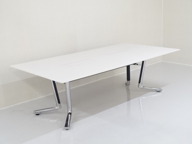 �傫�ȏ��i�摜