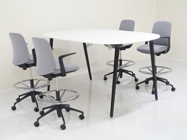 �傫�ȏ��i�摜