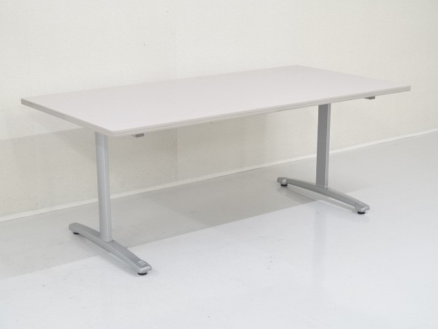 �傫�ȏ��i�摜