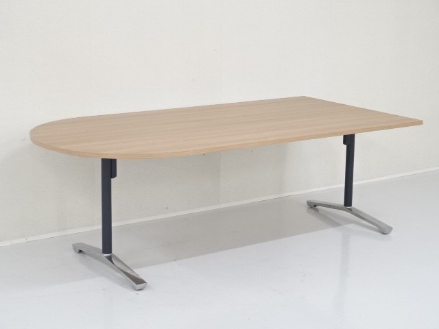 �傫�ȏ��i�摜