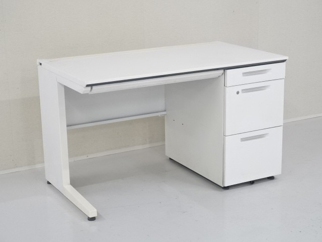 �Б��f�X�N D-37475 ���i�ʐ^�F�R�N��