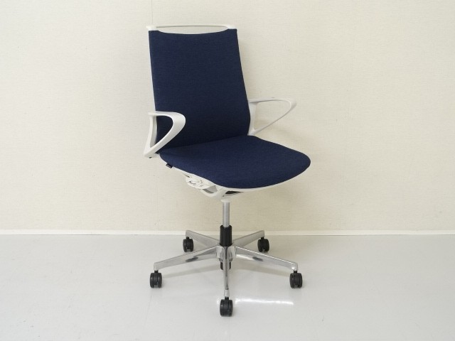 �傫�ȏ��i�摜