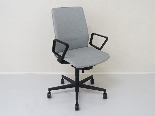 �傫�ȏ��i�摜