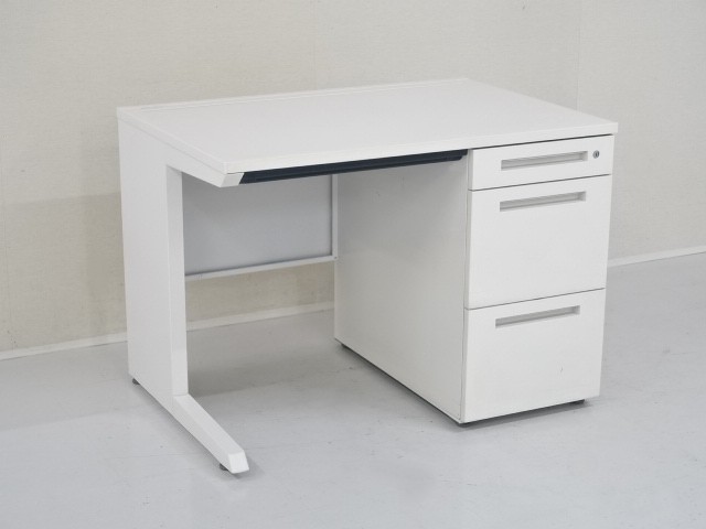 �Б��f�X�N D-37635 ���i�ʐ^�F�C�g�[�L