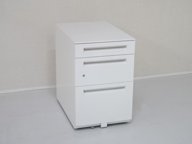 3段ワゴン W-38198 商品写真:内田洋行
