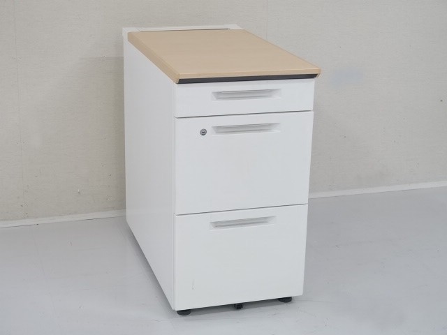 �傫�ȏ��i�摜