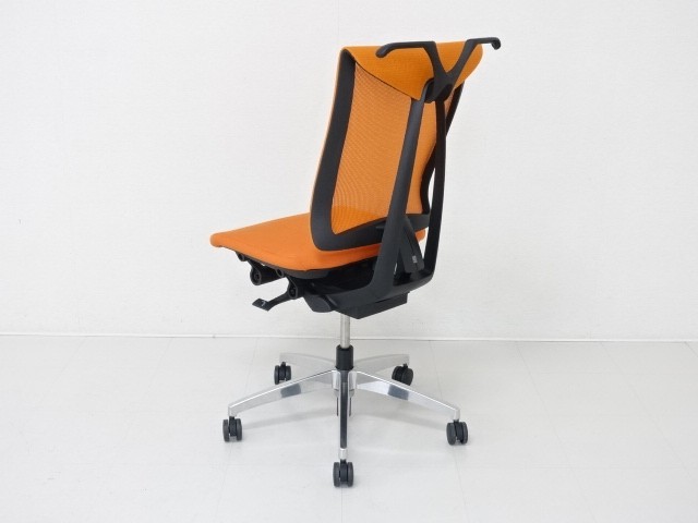 ITOKI 拝める セレーオチェア KF-570JB1-TTT1