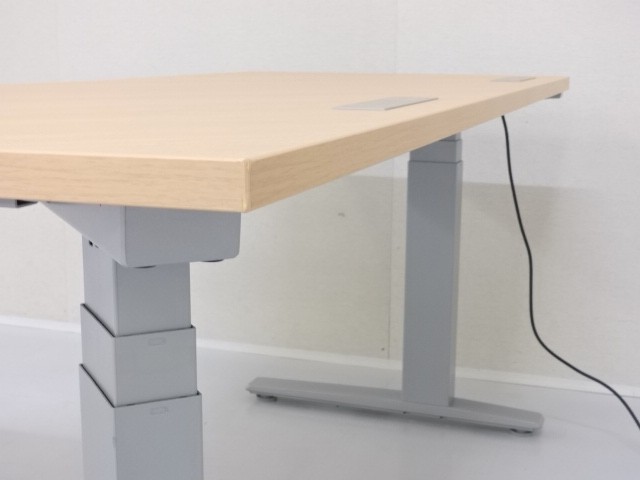 中古｜オカムラ｜スイフト （Swift）｜L型デスク（電動