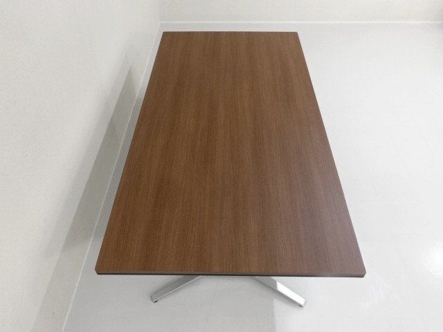 定価100万円越え！オカムラ ラティオ2シリーズ 3600ミーティングテーブル